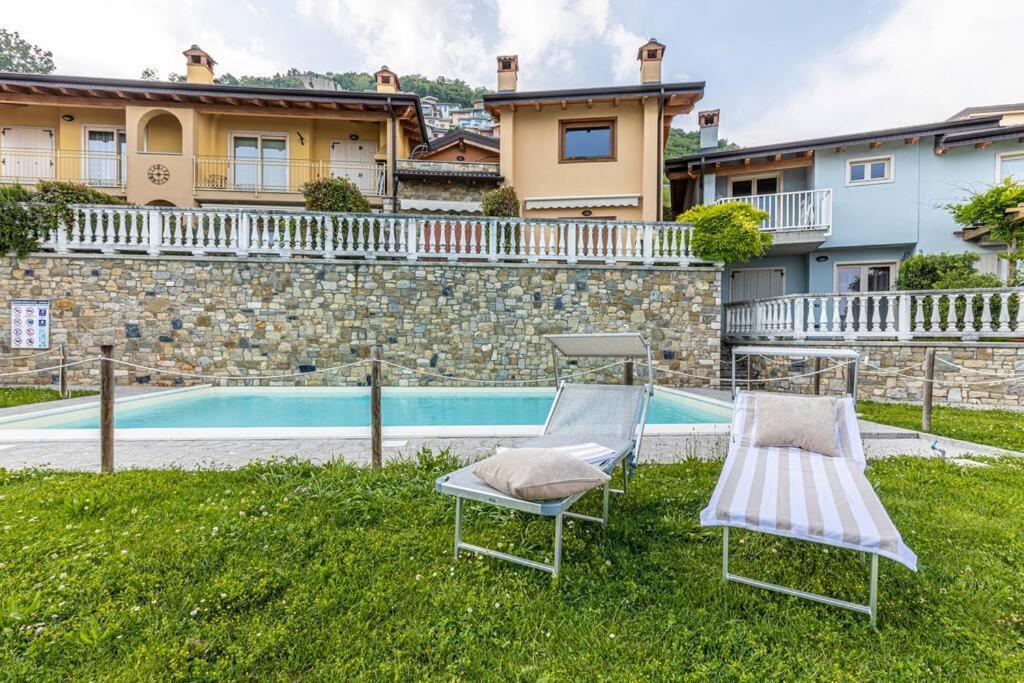 La Dolce Vita - Vista Lago E Piscina Parzanica Exteriér fotografie